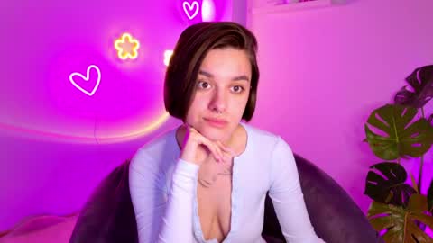 Snapshot of celine_dionn chatting on April 2026 05:22:01 AM Celine online show from April 2026 05:22:01 AM