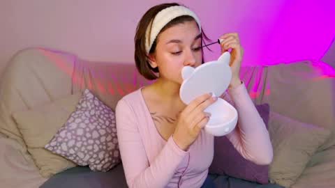 Snapshot of celine_dionn chatting on May 2026 04:08:01 AM Celine online show from May 2026 04:08:01 AM