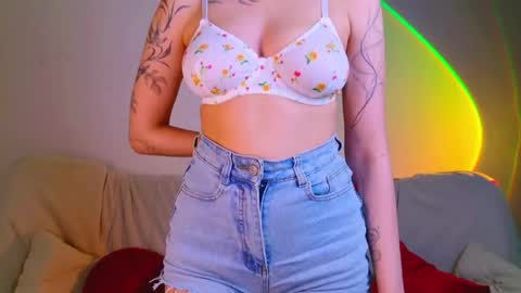 Snapshot of celine_dionn chatting on May 2026 09:39:01 AM Celine online show from May 2026 09:39:01 AM