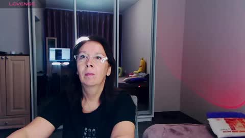 Snapshot of celine_faer1 chatting on April 2026 02:48:02 AM Celine online show from April 2026 02:48:02 AM