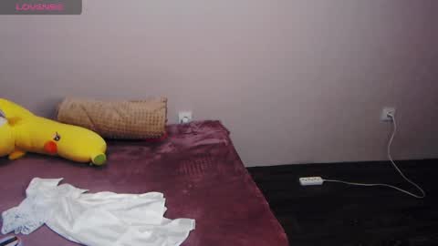 Snapshot of celine_faer1 chatting on May 2026 04:04:02 PM Celine online show from May 2026 04:04:02 PM