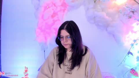 Snapshot of centaurigirls chatting on January 2025 11:43:02 PM Hello guys my name is Sofi and Lizzie and Vanessa online show from January 2025 11:43:02 PM