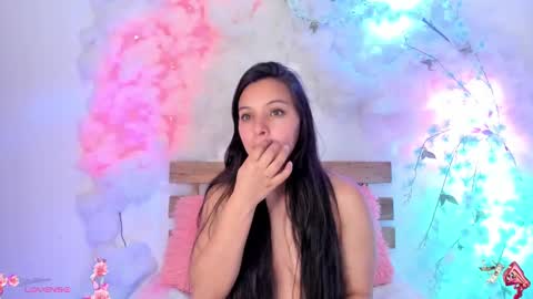 Snapshot of centaurigirls chatting on February 2025 08:18:01 PM Hello guys my name is Sofi and Lizzie and Vanessa online show from February 2025 08:18:01 PM