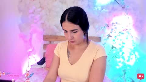 Snapshot of centaurigirls chatting on March 2025 01:27:01 AM Hello guys my name is Sofi and Lizzie and Vanessa online show from March 2025 01:27:01 AM
