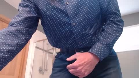 Snapshot of centerfield24 chatting on February 2025 06:31:01 PM Centerfield online show from February 2025 06:31:01 PM