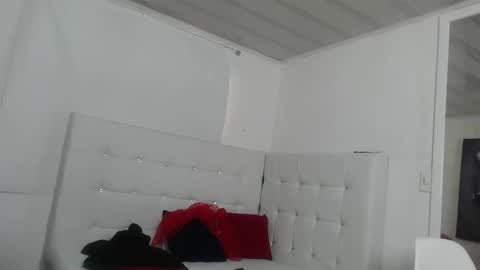 Cerecita  online show from January 2025 07:18:02 PM