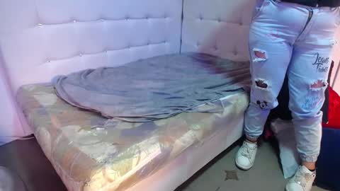 Cerecita  online show from February 2025 12:36:01 PM