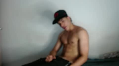 Snapshot of ceron_cb chatting on February 2025 12:08:01 PM ceron cb online show from February 2025 12:08:01 PM