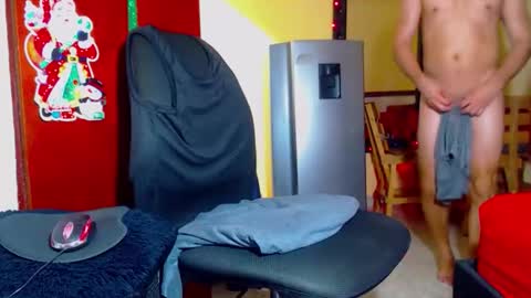 cesar_9623 online show from December 2025 07:41:01 PM