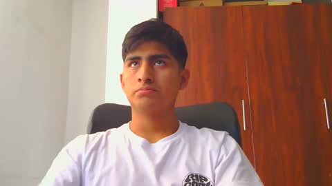 Snapshot of cesarex148 chatting on December 2024 08:15:01 PM Cesar online show from December 2024 08:15:01 PM