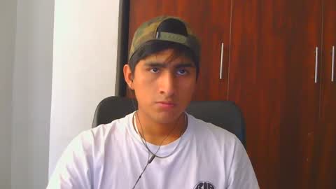 Snapshot of cesarex148 chatting on January 2025 10:44:02 PM Cesar online show from January 2025 10:44:02 PM