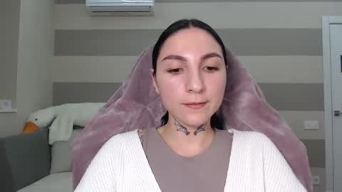 Kate online show from February 2025 04:16:01 PM