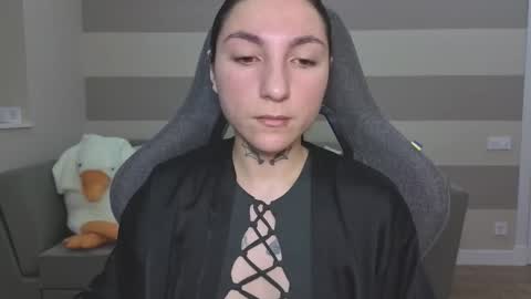 Kate online show from November 2025 05:51:01 AM