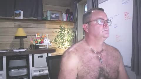 Snapshot of chadmichaell chatting on April 2026 12:34:01 AM chadmichaell online show from April 2026 12:34:01 AM