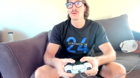 Snapshot of chadpowerz chatting on January 2026 09:09:01 PM Lydong online show from January 2026 09:09:01 PM