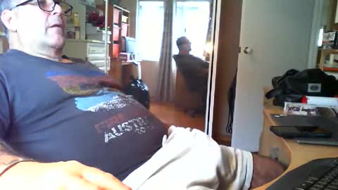 Chalky online show from October 2025 11:07:01 PM