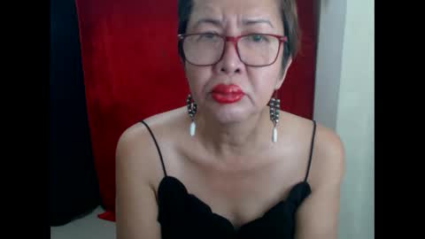 Snapshot of champaka123 chatting on April 2026 01:07:01 AM champaka online show from April 2026 01:07:01 AM