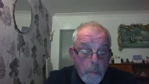 Snapshot of champers37 chatting on December 2024 09:20:02 PM Champers online show from December 2024 09:20:02 PM