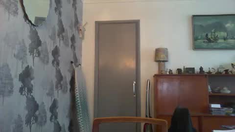 Snapshot of champers37 chatting on January 2025 01:20:01 PM Champers online show from January 2025 01:20:01 PM