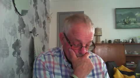 Snapshot of champers37 chatting on April 2026 10:09:02 AM Champers online show from April 2026 10:09:02 AM