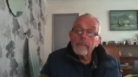 Snapshot of champers37 chatting on April 2026 12:52:02 PM Champers online show from April 2026 12:52:02 PM