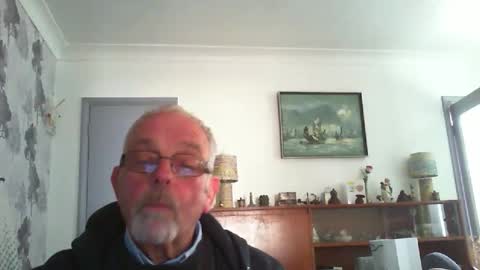Snapshot of champers37 chatting on May 2026 10:43:01 AM Champers online show from May 2026 10:43:01 AM