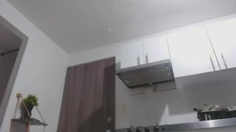 Snapshot of chaneel_ chatting on April 2026 09:29:01 AM Chanel M. online show from April 2026 09:29:01 AM