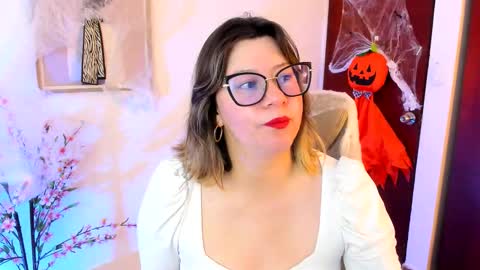 Snapshot of chanell_taylor_ chatting on October 2025 01:25:02 PM chanell online show from October 2025 01:25:02 PM