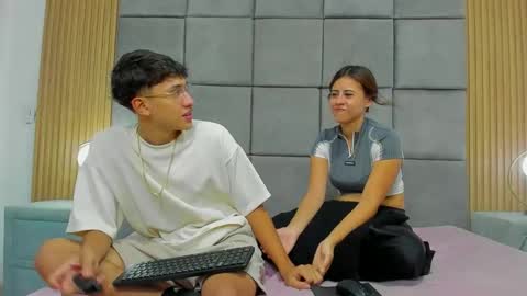 Snapshot of chanellandmax chatting on November 2025 07:25:01 PM Chanellandmax online show from November 2025 07:25:01 PM