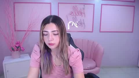 Snapshot of channel_blonde_a chatting on January 2025 04:44:01 PM channel_blonde_a online show from January 2025 04:44:01 PM