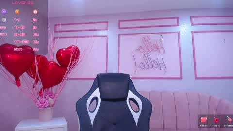 Snapshot of channel_blonde_a chatting on February 2025 04:36:02 PM channel_blonde_a online show from February 2025 04:36:02 PM