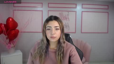 Snapshot of channel_blonde_a chatting on February 2025 04:25:02 PM channel_blonde_a online show from February 2025 04:25:02 PM