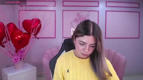 Snapshot of channel_blonde_a chatting on February 2025 04:37:01 PM channel_blonde_a online show from February 2025 04:37:01 PM