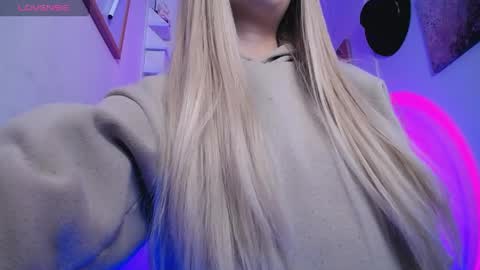 Snapshot of channel_blonde_a chatting on April 2026 08:36:02 PM channel_blonde_a online show from April 2026 08:36:02 PM