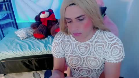 Snapshot of channel_exotic chatting on May 2026 04:29:02 AM CHANNEL online show from May 2026 04:29:02 AM