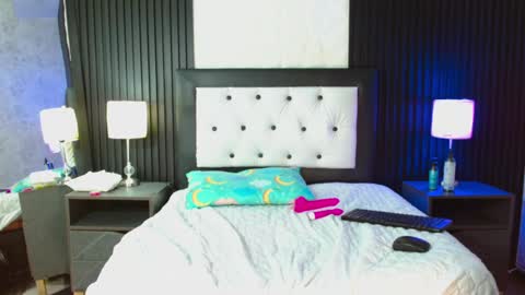 Snapshot of channel_hs chatting on October 2025 03:30:01 PM channel_hs online show from October 2025 03:30:01 PM