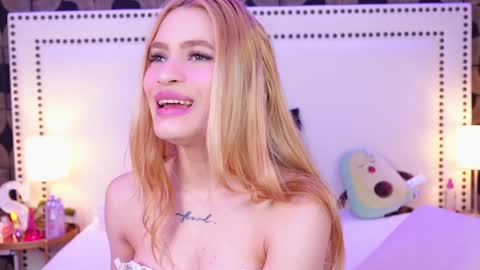 Snapshot of channelangeless chatting on January 2025 09:07:02 PM Channelangeless online show from January 2025 09:07:02 PM