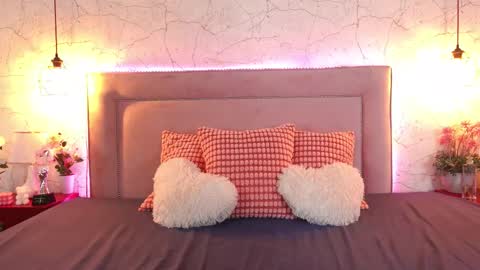 Snapshot of channelangeless chatting on November 2025 10:25:02 AM Channelangeless online show from November 2025 10:25:02 AM