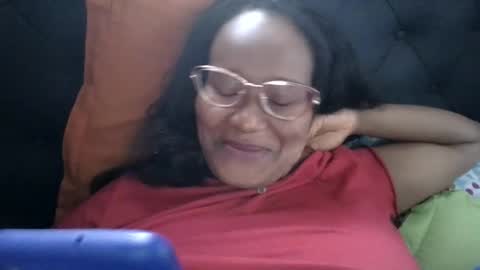 Snapshot of chantal99 chatting on October 2025 06:50:01 PM chantal99 online show from October 2025 06:50:01 PM