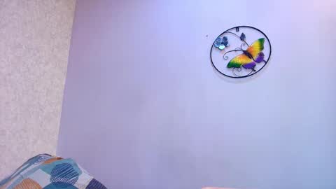 Raquel  online show from November 2025 12:05:02 PM