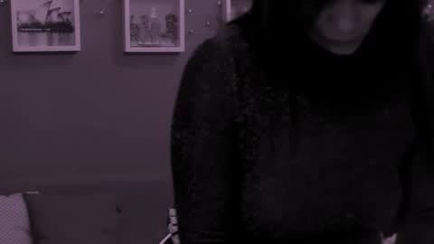 The Queen online show from December 2025 09:14:01 AM