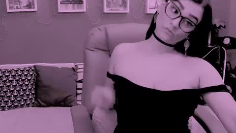 Snapshot of chantallovely chatting on March 2026 03:31:01 PM The Queen online show from March 2026 03:31:01 PM