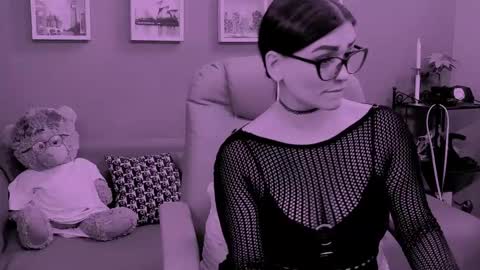 Snapshot of chantallovely chatting on April 2026 12:08:02 PM The Queen online show from April 2026 12:08:02 PM