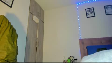 Snapshot of chantellebony chatting on April 2026 02:47:01 AM chantellebony online show from April 2026 02:47:01 AM