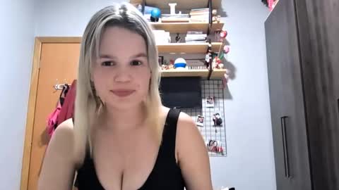 Bella  online show from March 2026 12:29:01 AM