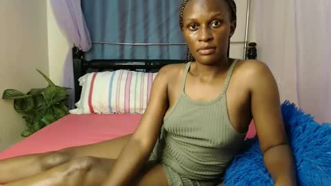 Chantel online show from December 2024 11:47:01 AM