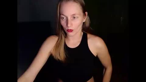 Snapshot of chanti_lovee chatting on September 2025 08:43:01 PM We Vibe  Device that vibrates at the sound of Tips and makes me wet. vibe lush edging daddy lovense online show from September 2025 08:43:01 PM