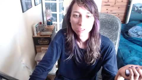 Snapshot of chaos_kat chatting on April 2026 04:05:02 PM Chaos Kat online show from April 2026 04:05:02 PM