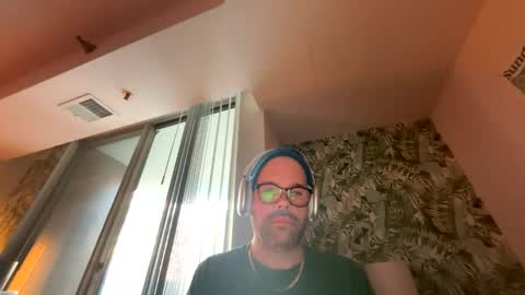 Snapshot of chappellm0an chatting on November 2025 01:57:02 PM Chappell online show from November 2025 01:57:02 PM