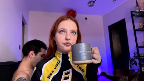 Snapshot of chaptertoo chatting on February 2025 07:05:02 PM SofiLiam online show from February 2025 07:05:02 PM